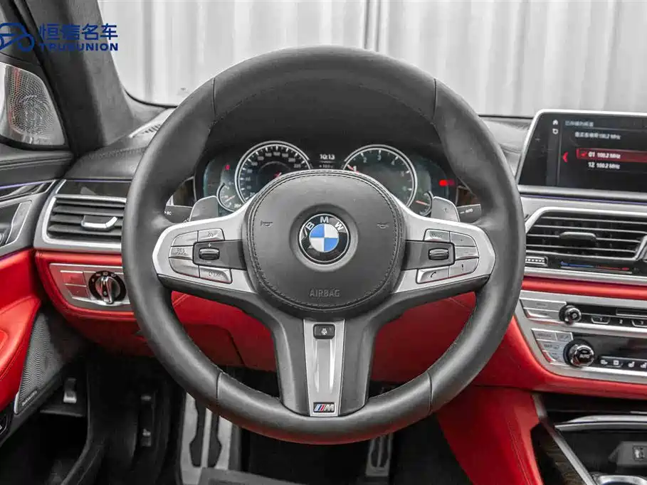 BMW 7 Series 2018 740Li xDrive Luxury M Sport Package Black Flame Edition фото 17