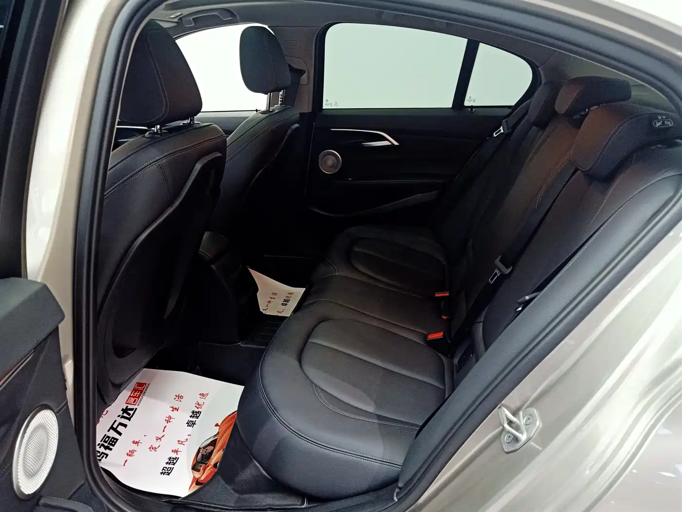 BMW 1 Series 2021 Facelift 120i M Sport Shadow Edition фото 15