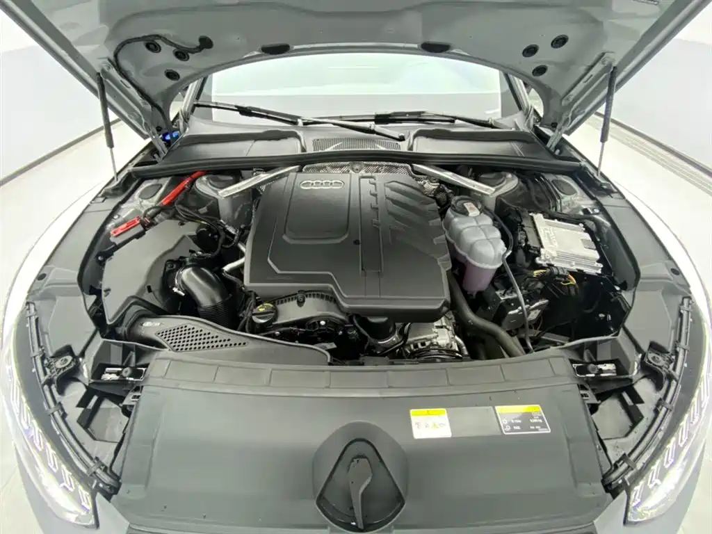 Audi A4L 2024 40 TFSI Luxury Dynamic фото 12