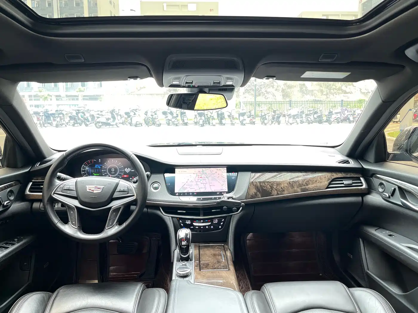 CADILLAC CT6