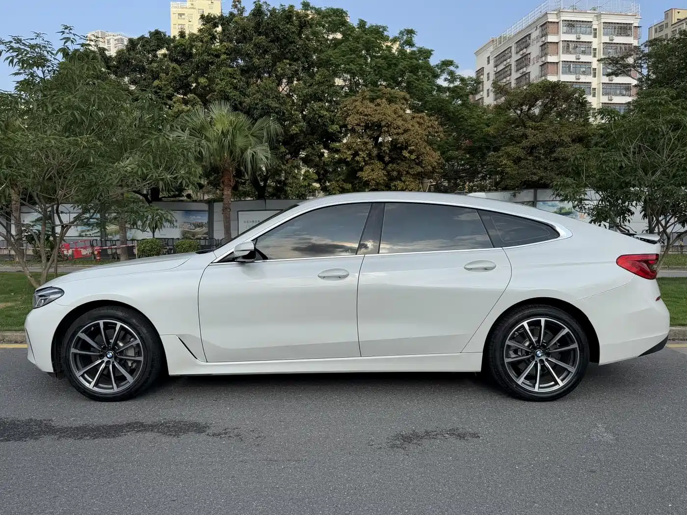 BMW 6 Series GT 2021 630i Luxury Design Package фото 3