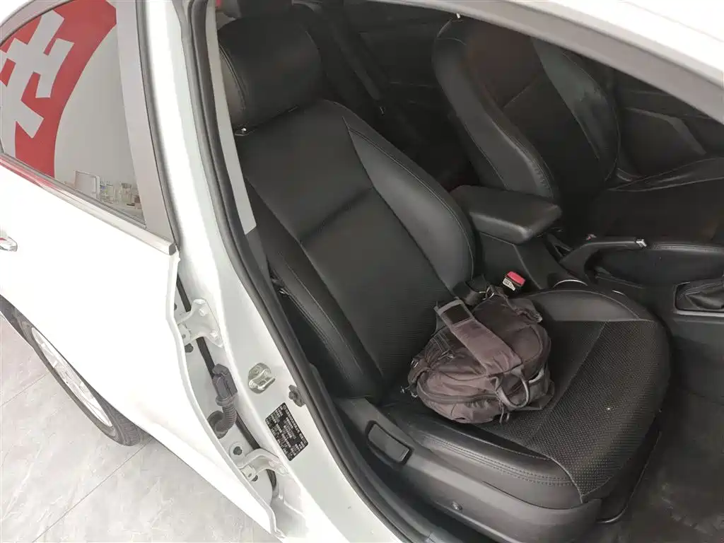 Hyundai Verna 2020 1.4L CVT GLS Cool Edition фото 25