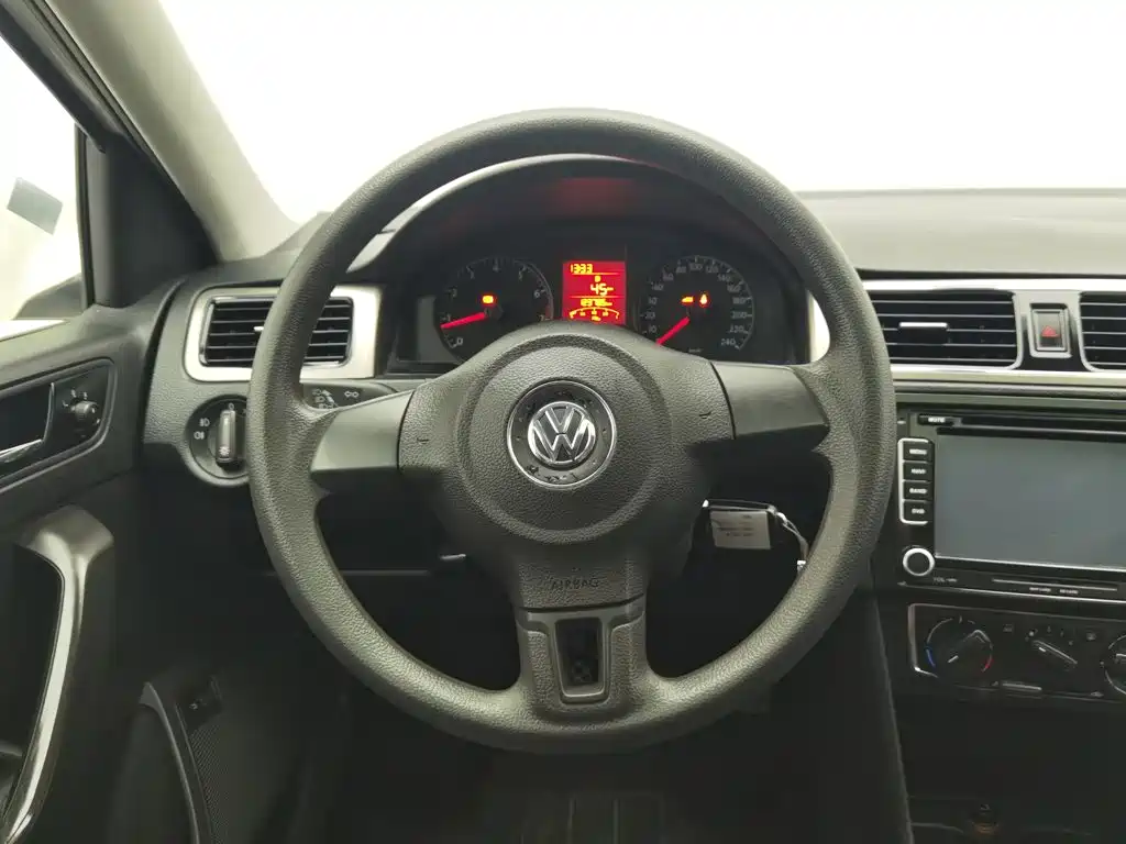صورة 11 - Volkswagen Santana
