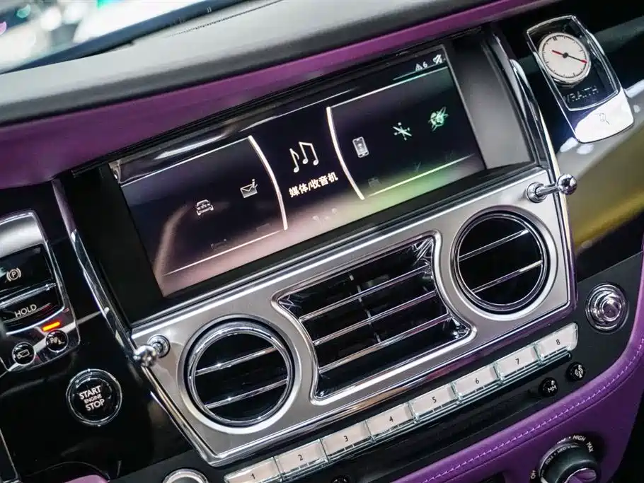 Rolls-Royce Wraith 2018 6.6T Standard фото 17