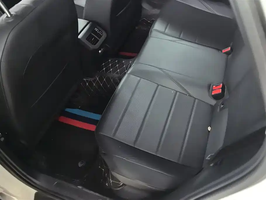 Volkswagen Lavida 2022 1.5L Auto Comfort Edition фото 11