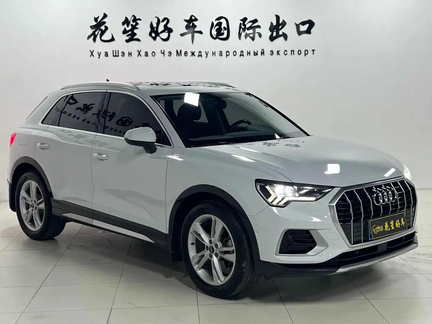 Audi Q3 2022 35 TFSI Fashion Elegance фото 3