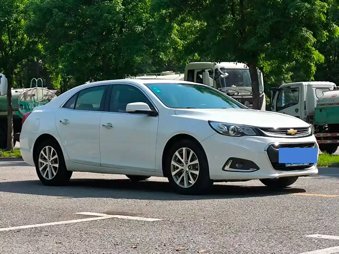 Chevrolet Malibu 2017 1.5T Automatic Luxury Edition фото 3