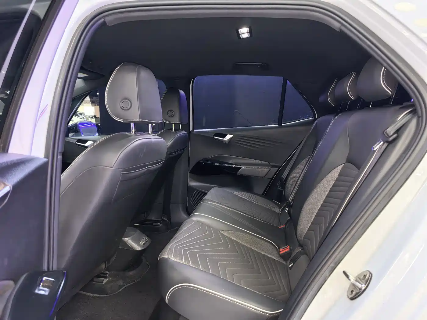 Volkswagen ID.3 2023 Pure Smart Edition фото 8