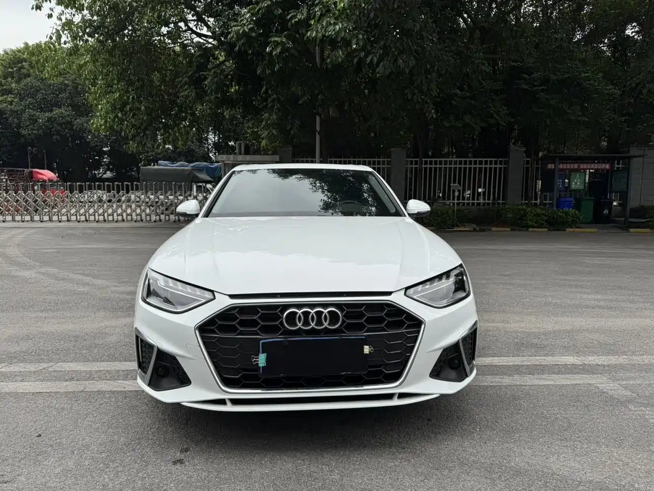 Audi A4L 2020 40 TFSI Fashion Dynamic Edition фото 2