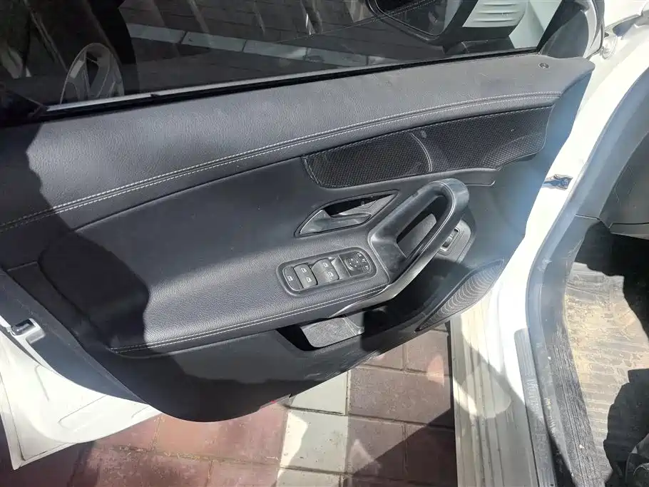 Mercedes-Benz A-Class 2021 A 200 L Sport Sedan Dynamic Type фото 7