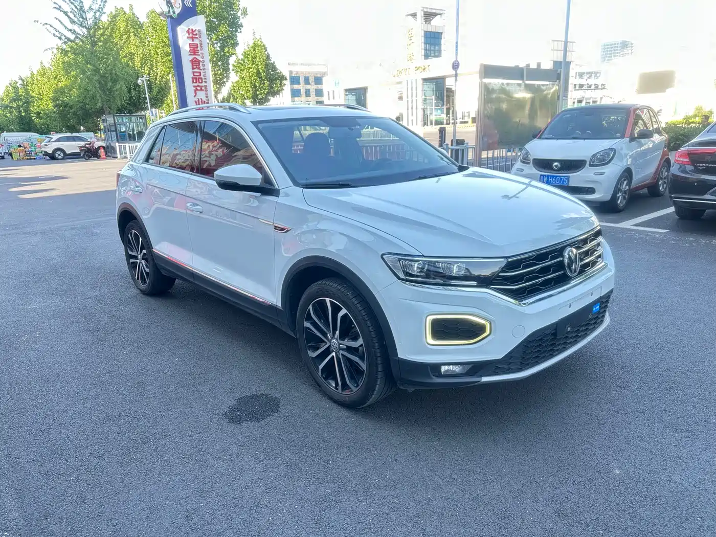 Volkswagen T-ROC 2020 280TSI DSG 2WD Luxury фото 3