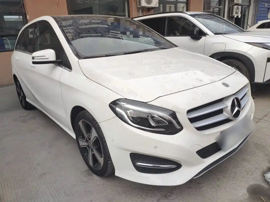 Mercedes-Benz B-Class 2019 B 200 Fashion фото 4