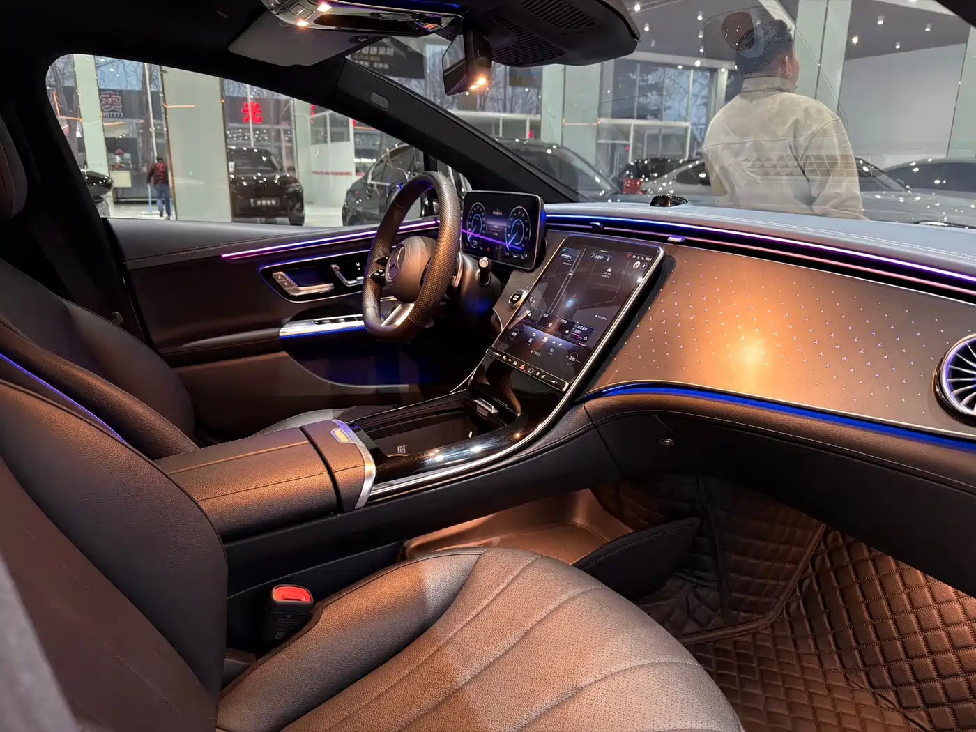 Mercedes-Benz EQE 2022 350 Pioneer Special Edition фото 15