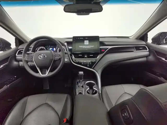 Toyota Camry 2021 2.0G Luxury Edition — фото 5
