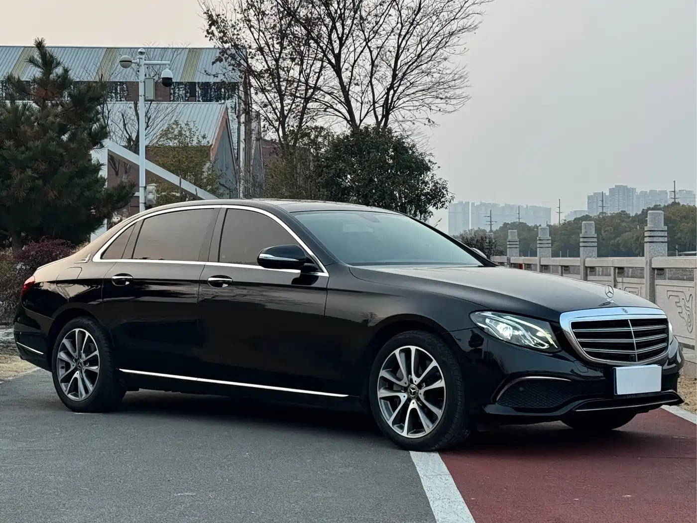 Mercedes-Benz E-Class 2018 E 300 L Luxury