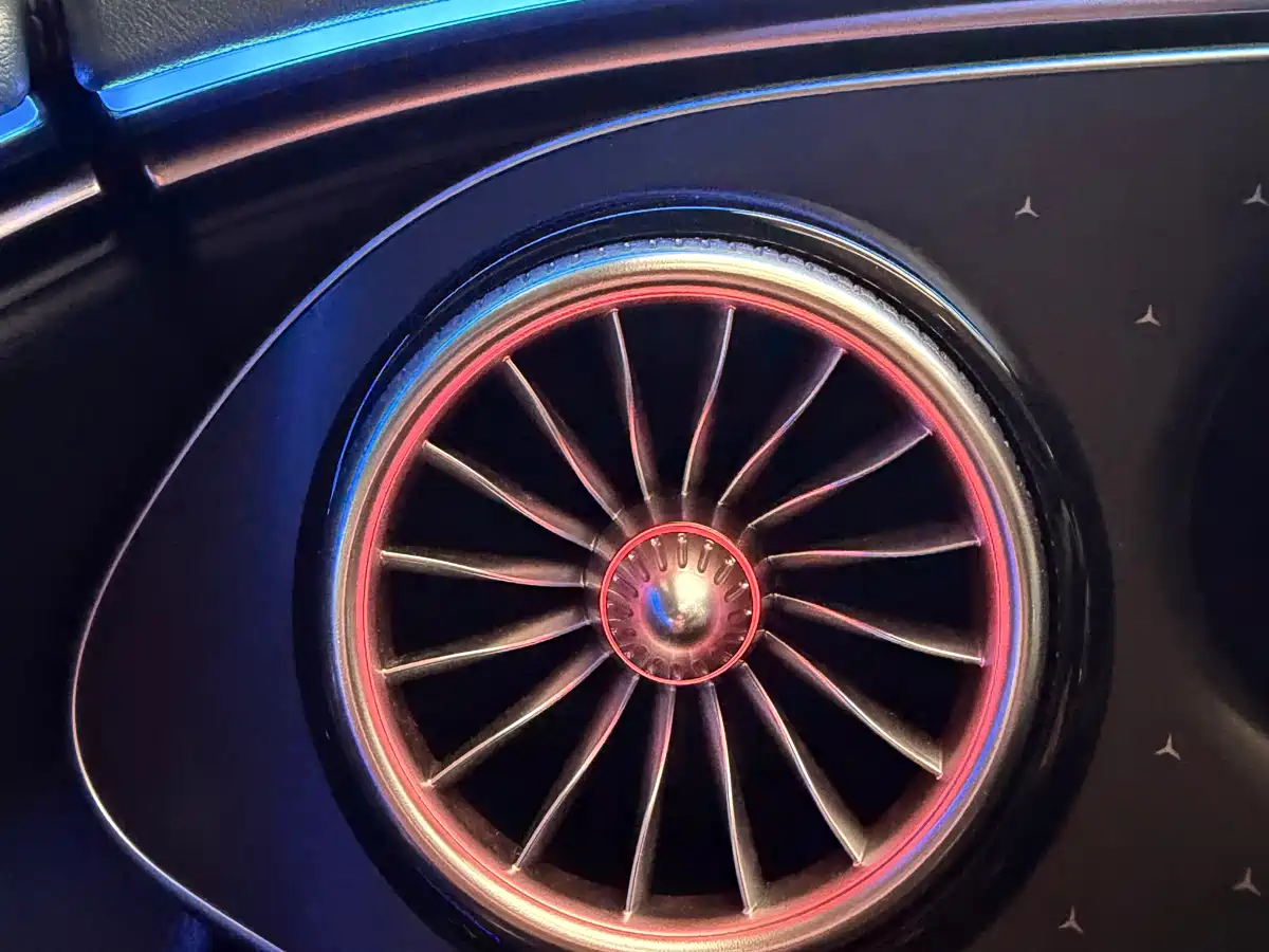 Mercedes-Benz EQE 2022 350 Pioneer Special Edition фото 14