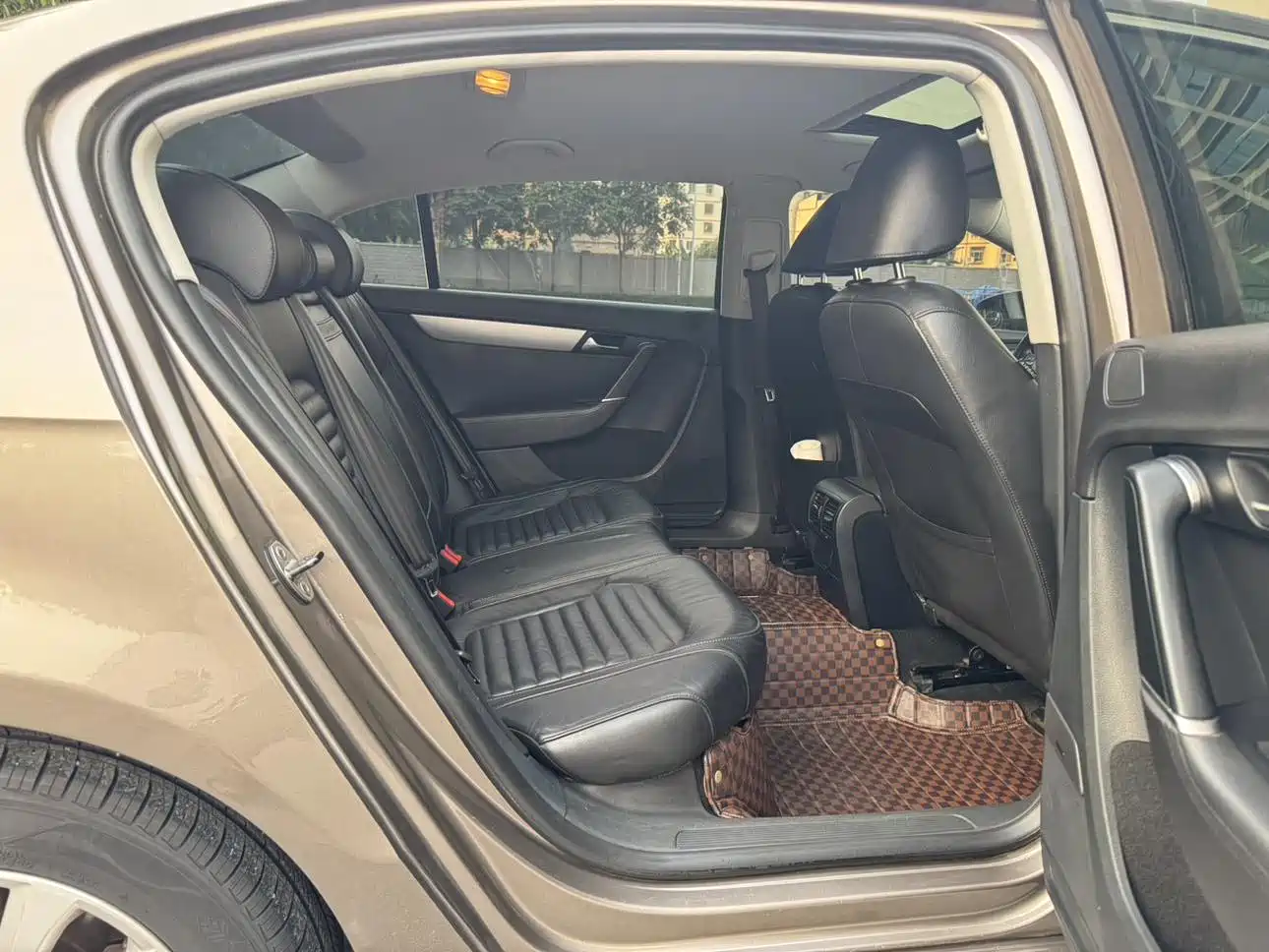 Volkswagen Magotan 2013 1.8TSI Leading фото 9