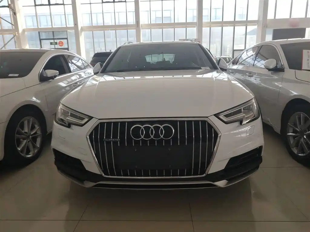 Audi A4 (Import) 2017 45 TFSI allroad quattro Fashion фото 3