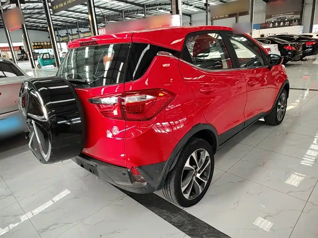 BYD Yuan 2016 1.5L Automatic Luxury фото 7