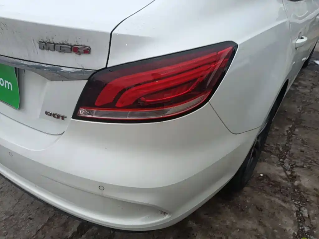 Photo 8 - MG MG6