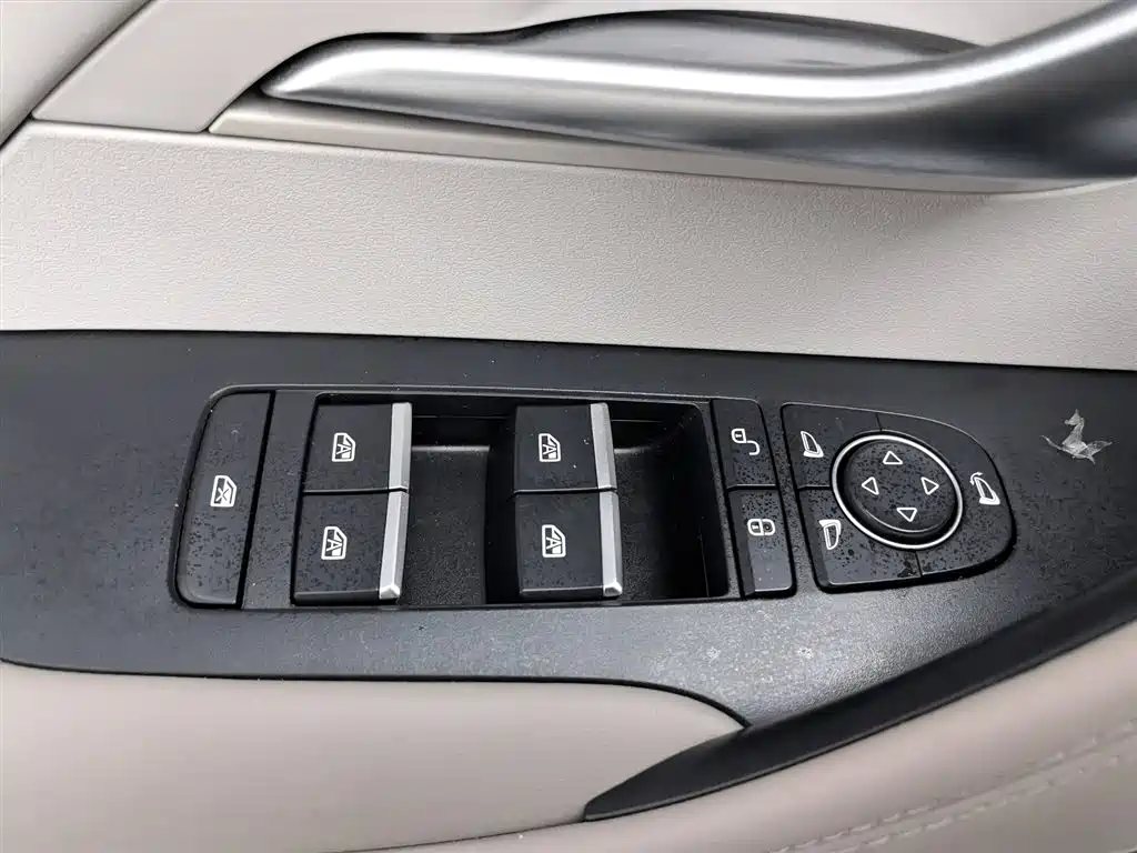 BYD Song Pro New Energy 2024 Glory Edition DM-i 110KM Excellence фото 9
