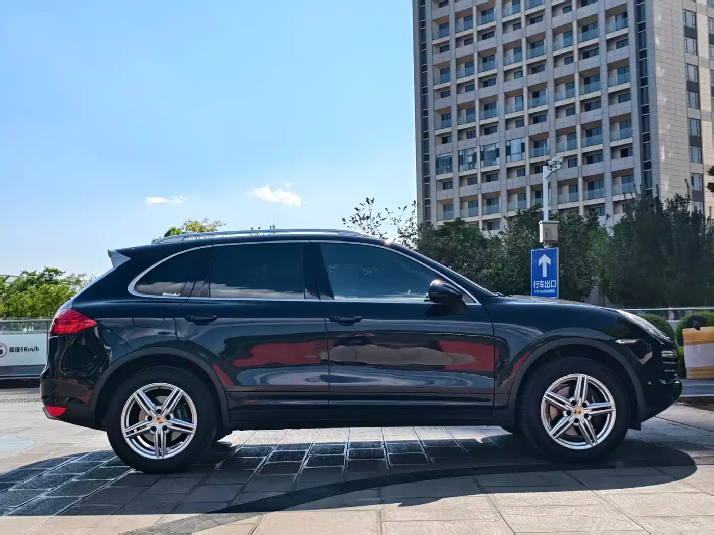 Porsche Cayenne 2011 Cayenne 3.0T фото 7