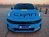 Фото 2 - Lynk & Co 03