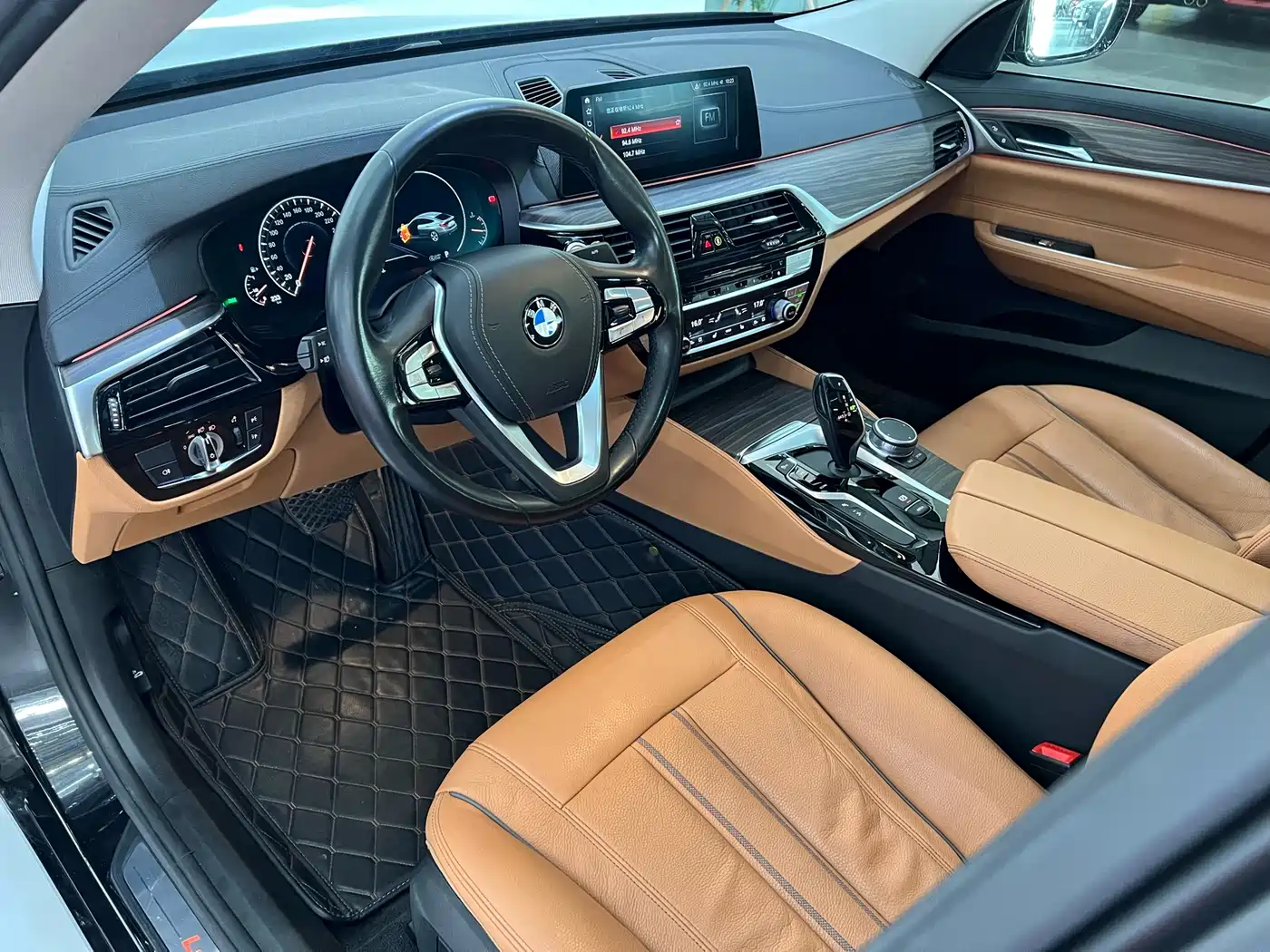 BMW 6 Series GT 2019 630i Luxury Design Package фото 11
