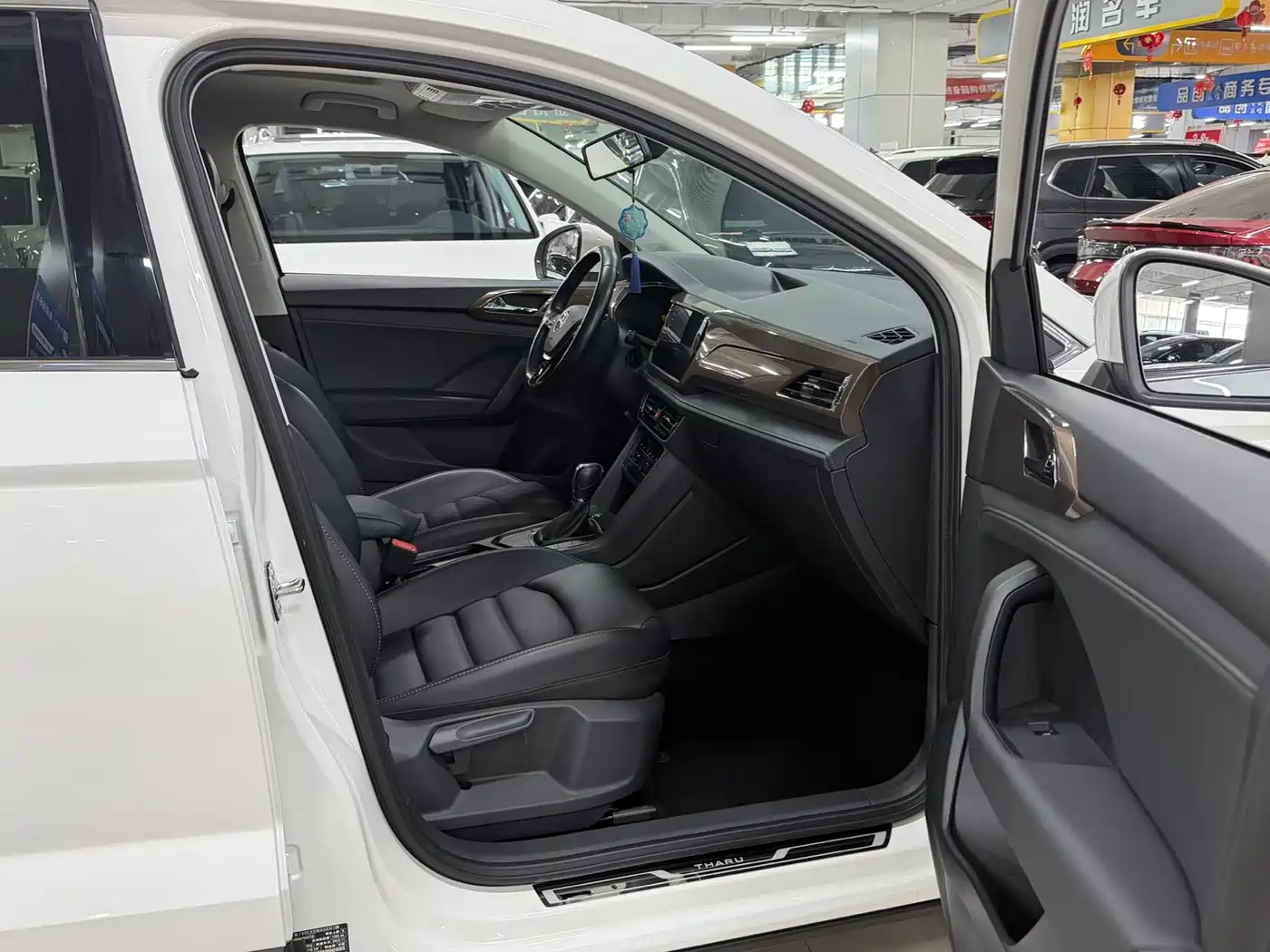 Volkswagen Tharu, миниатюра 12