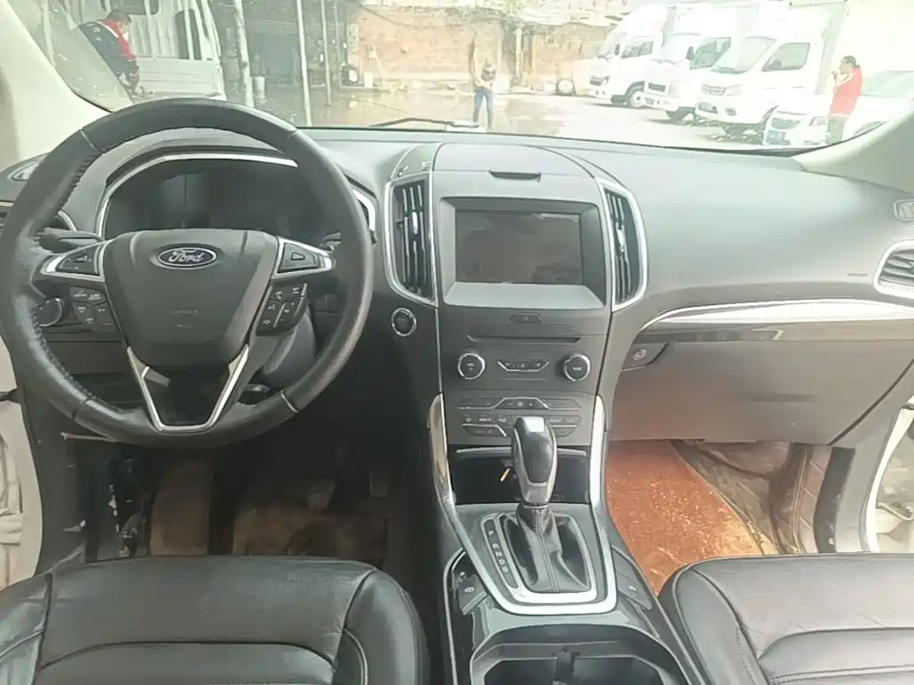 Ford Edge 2018 2018 EcoBoost 245 FWD Luxury 7-seater China V