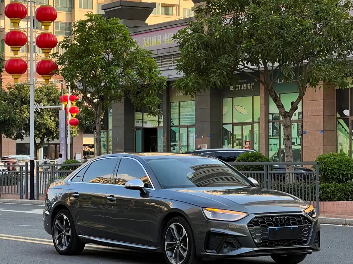 Audi A4L 2020 40 TFSI Fashion Elegance фото 3