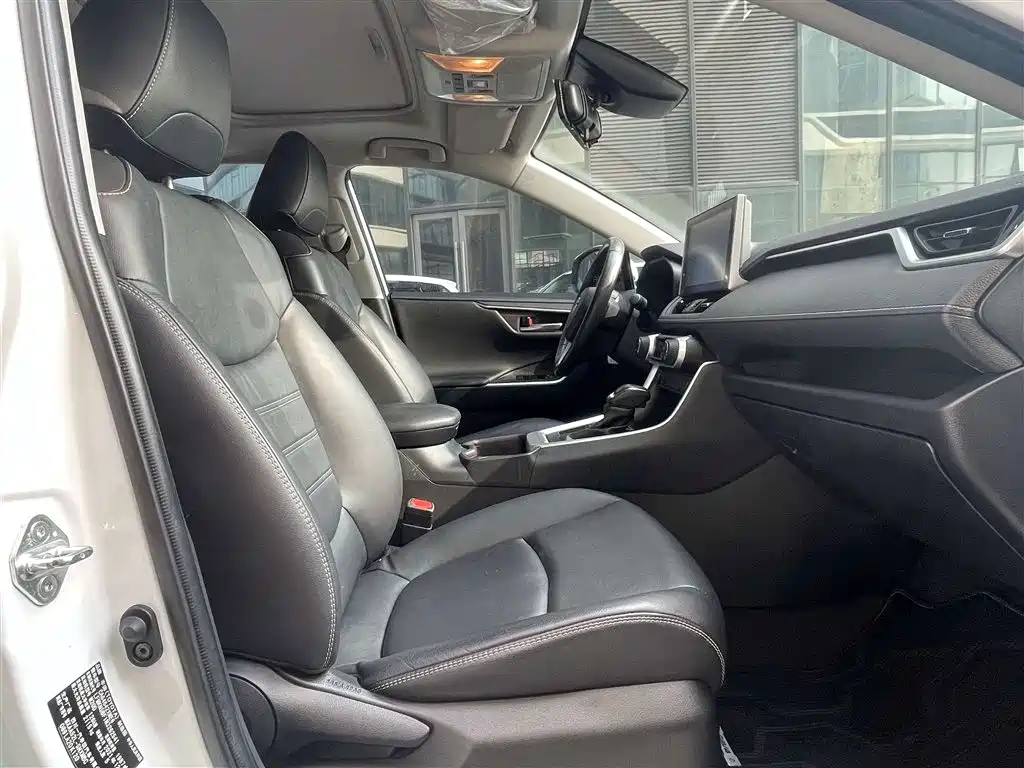 Toyota RAV4 Rongfang 2021 2.0L CVT 2WD Trend PLUS фото 13