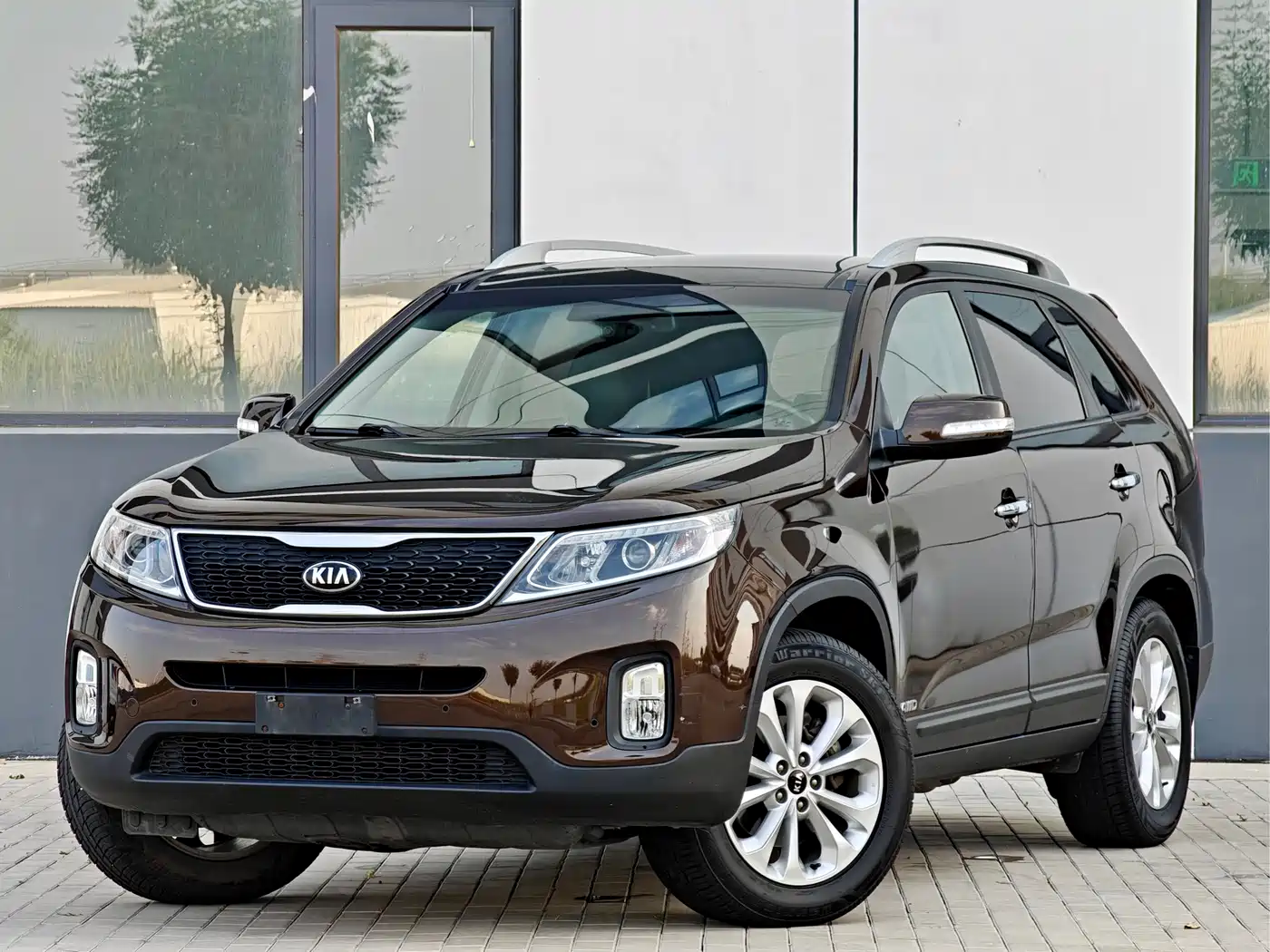 Photo 1 - Kia Sorento
