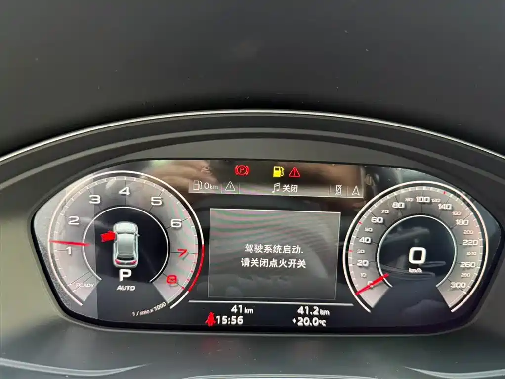 Audi Q5L 2025 Model Year Facelift 45th Anniversary Edition 45 TFSI Luxury Dynamic фото 6