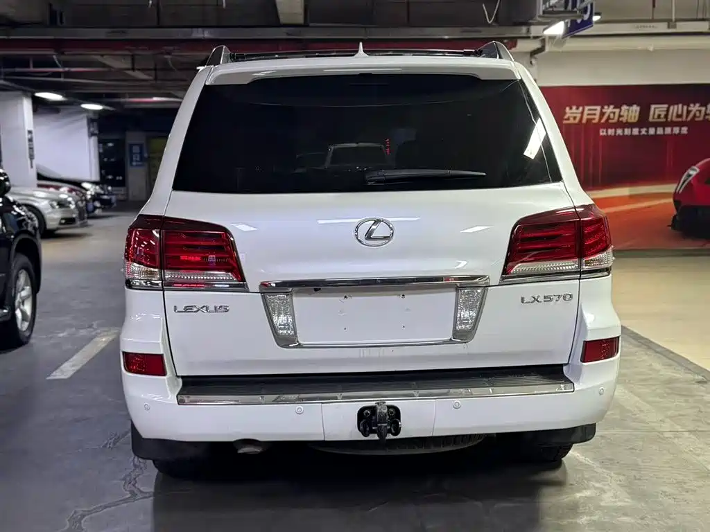 Lexus LX 2013 570 фото 11