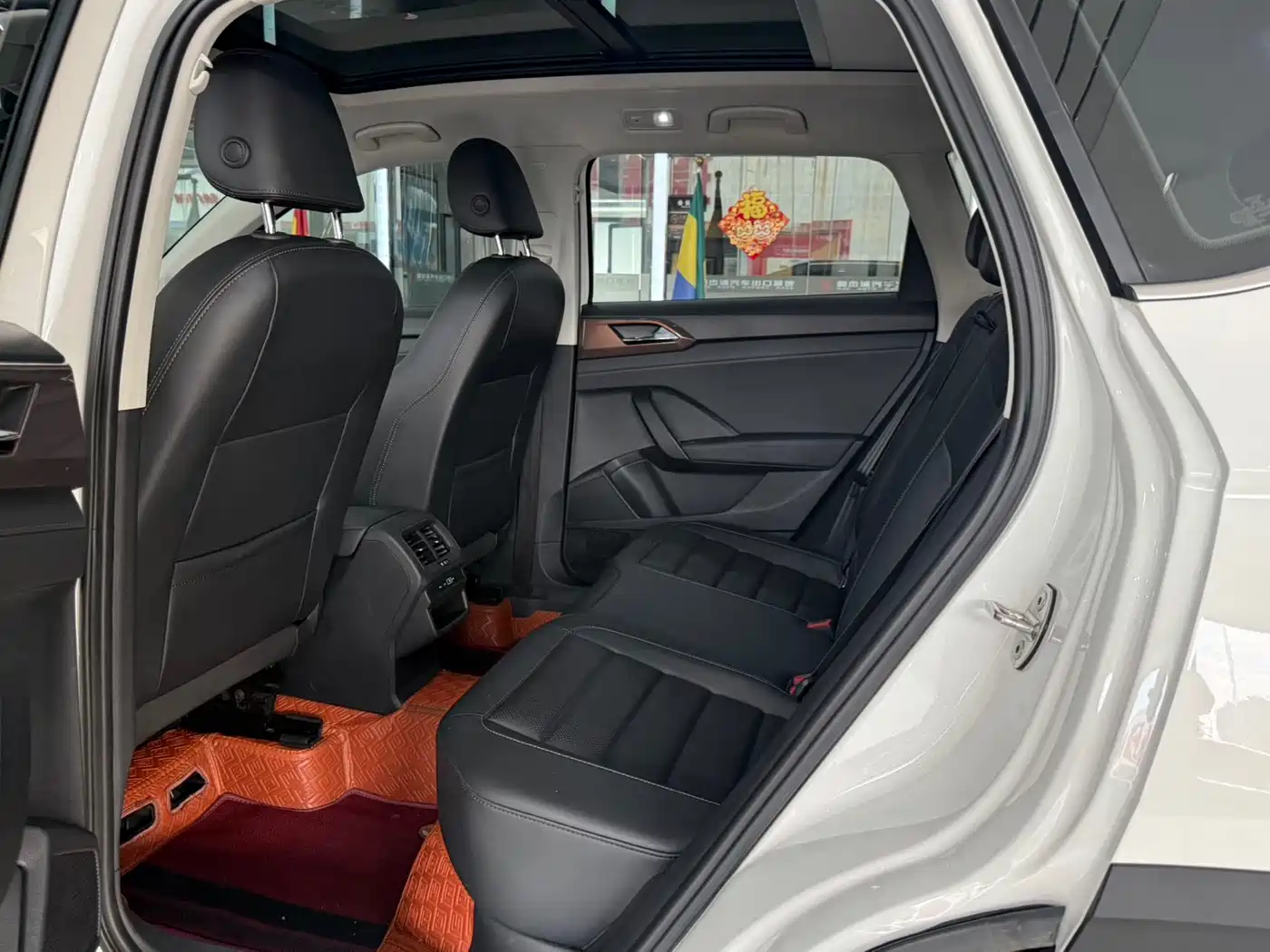 Volkswagen Tharu 2021 280TSI 2WD Luxury Plus фото 8