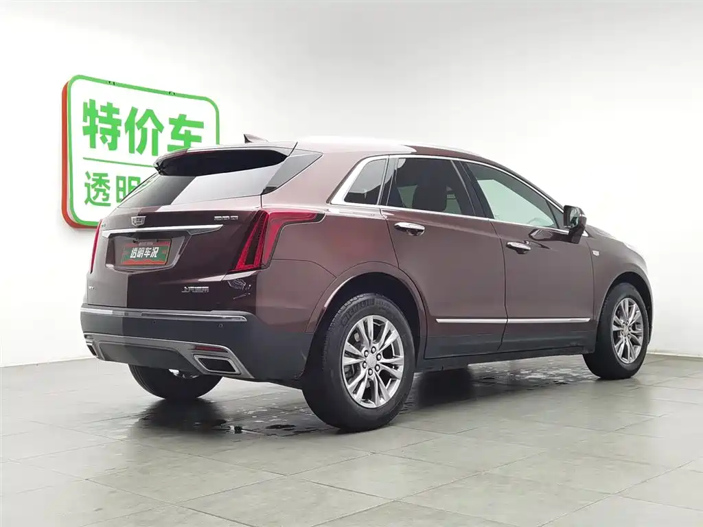 CADILLAC XT5