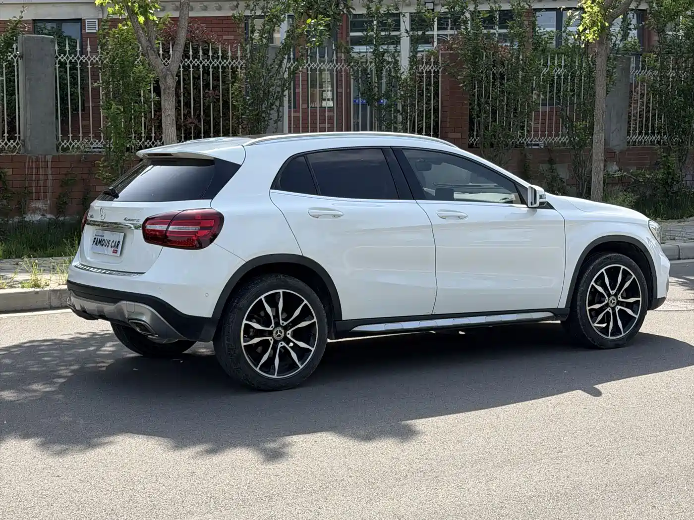 Mercedes-Benz GLA 2017 GLA 220 4MATIC Luxury фото 4
