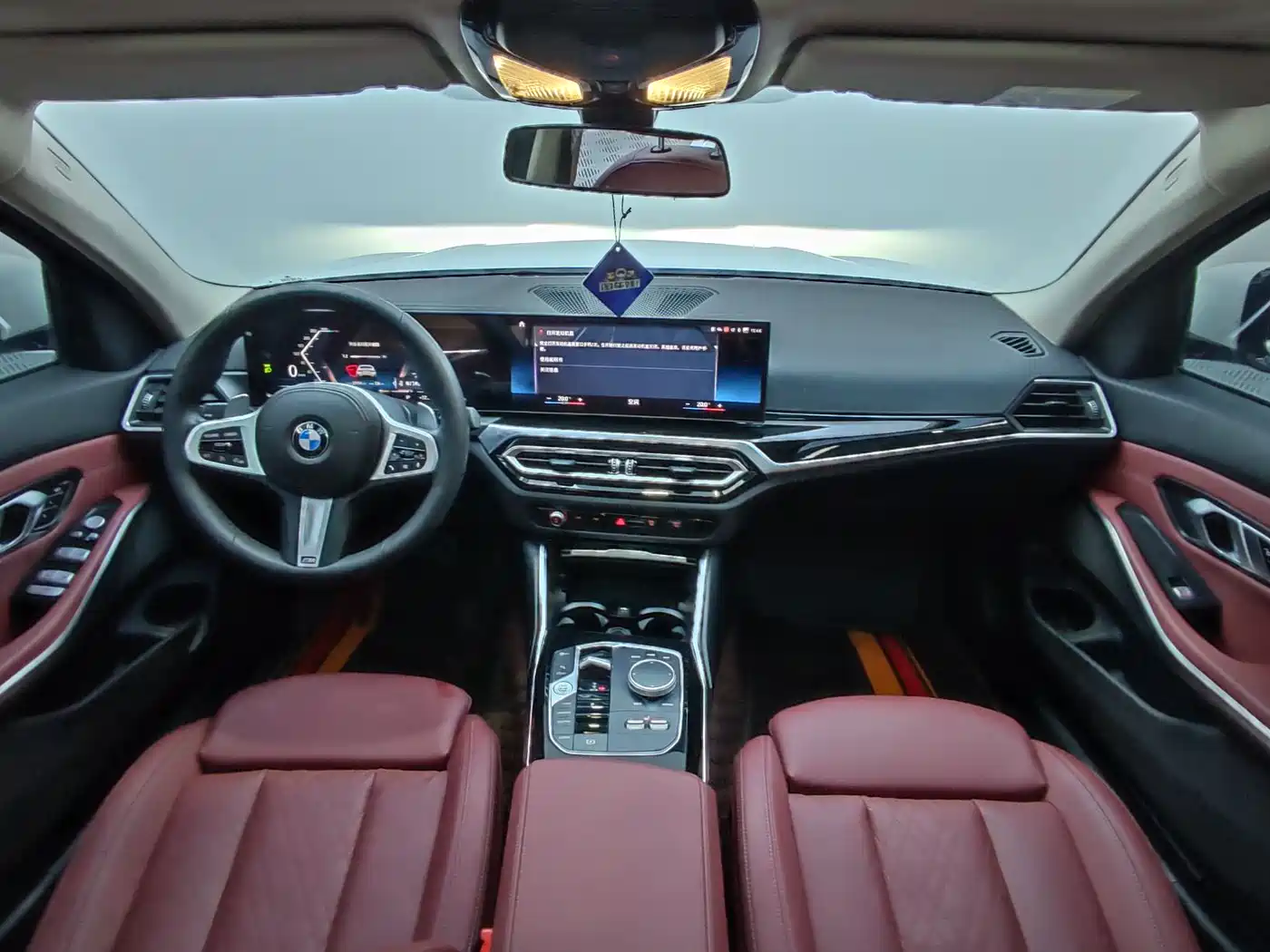 BMW 3 Series 2023 320Li M Sport Package фото 13