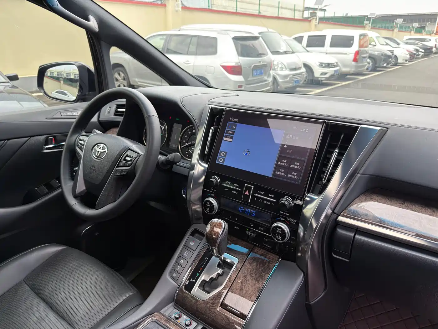 Toyota Alphard 2021 Hybrid 2.5L Premium фото 13
