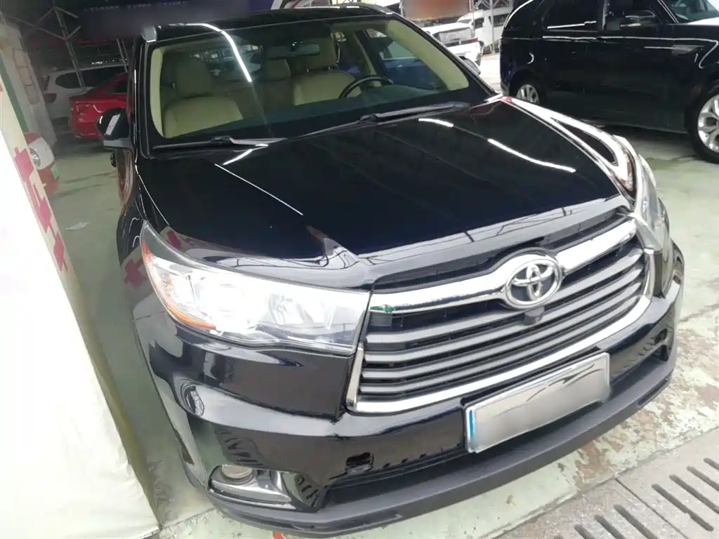 Toyota Highlander 2015 2.0T AWD Luxury Edition 7-seater фото 4