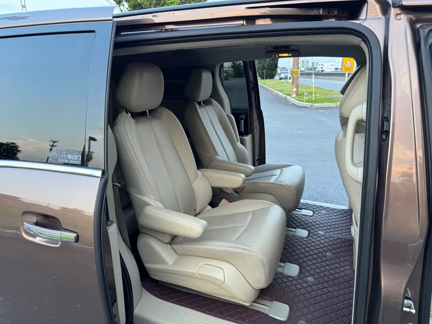 Buick GL8 2018 28T Luxury Model China VI фото 20