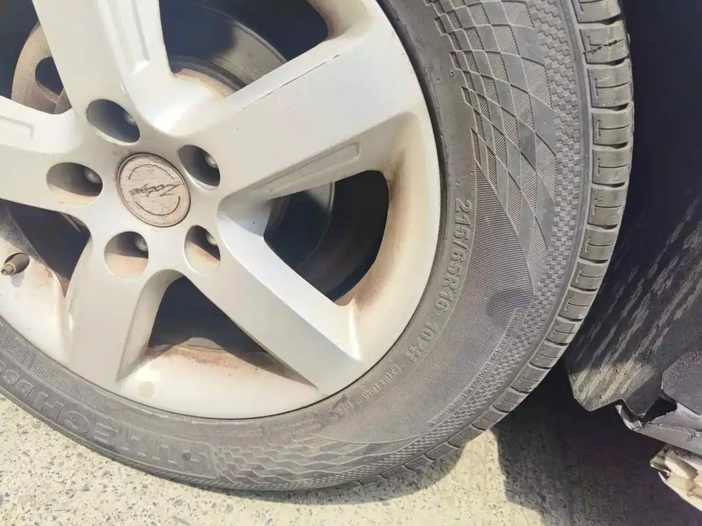 Zotye Damai X5 2015 2015 1.5T Manual Luxury (China IV)