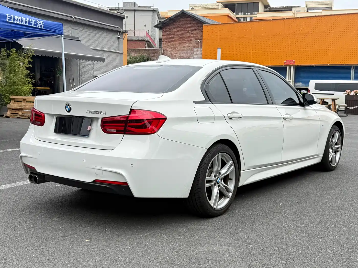 BMW 3 Series 2018 320Li Leading M Sport Package фото 8