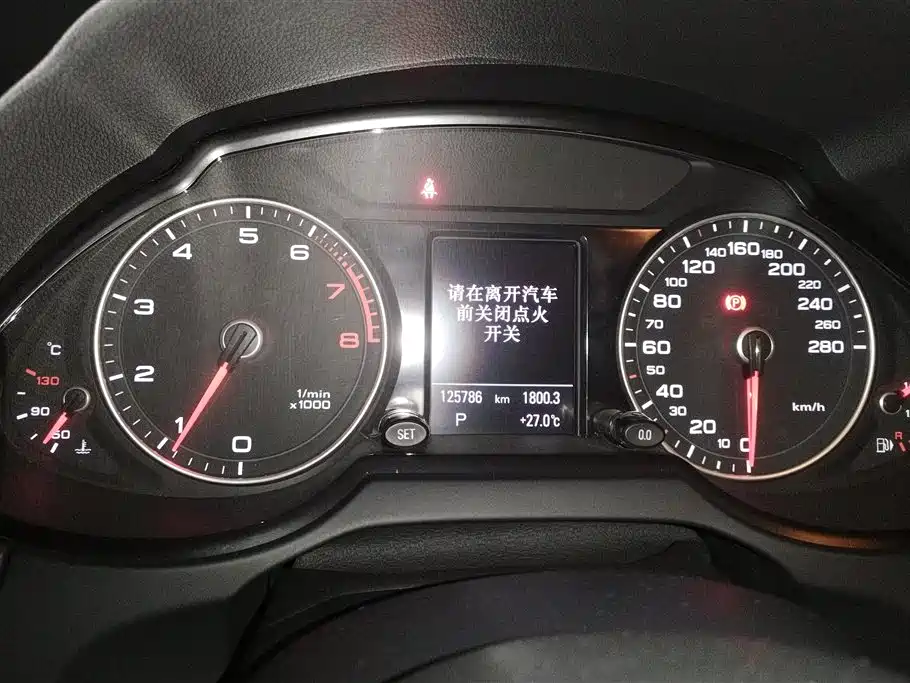 Audi Q5 2016 40 TFSI Comfort Model фото 14