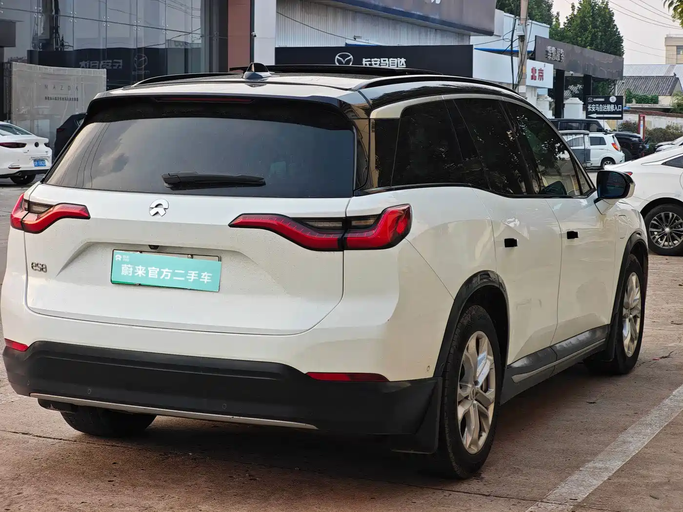 NIO ES8 2019 2018 355KM Standard 6-Seater