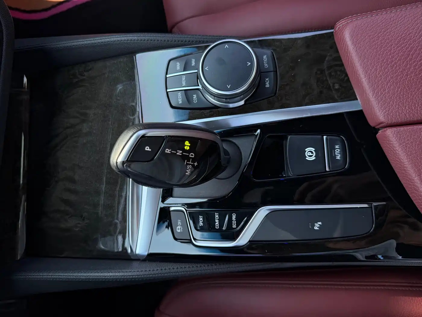 BMW 5 Series 2019 530Li Leading M Sport Package фото 18