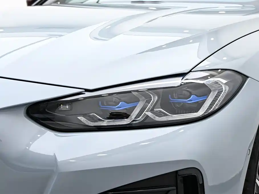 BMW 4 Series 2022 430i Gran Coupe M Sport Night Package фото 9