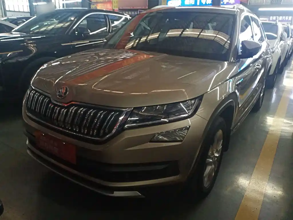 Škoda Kodiaq 2018 Facelift TSI330 5-seat 2WD Premium Luxury Edition