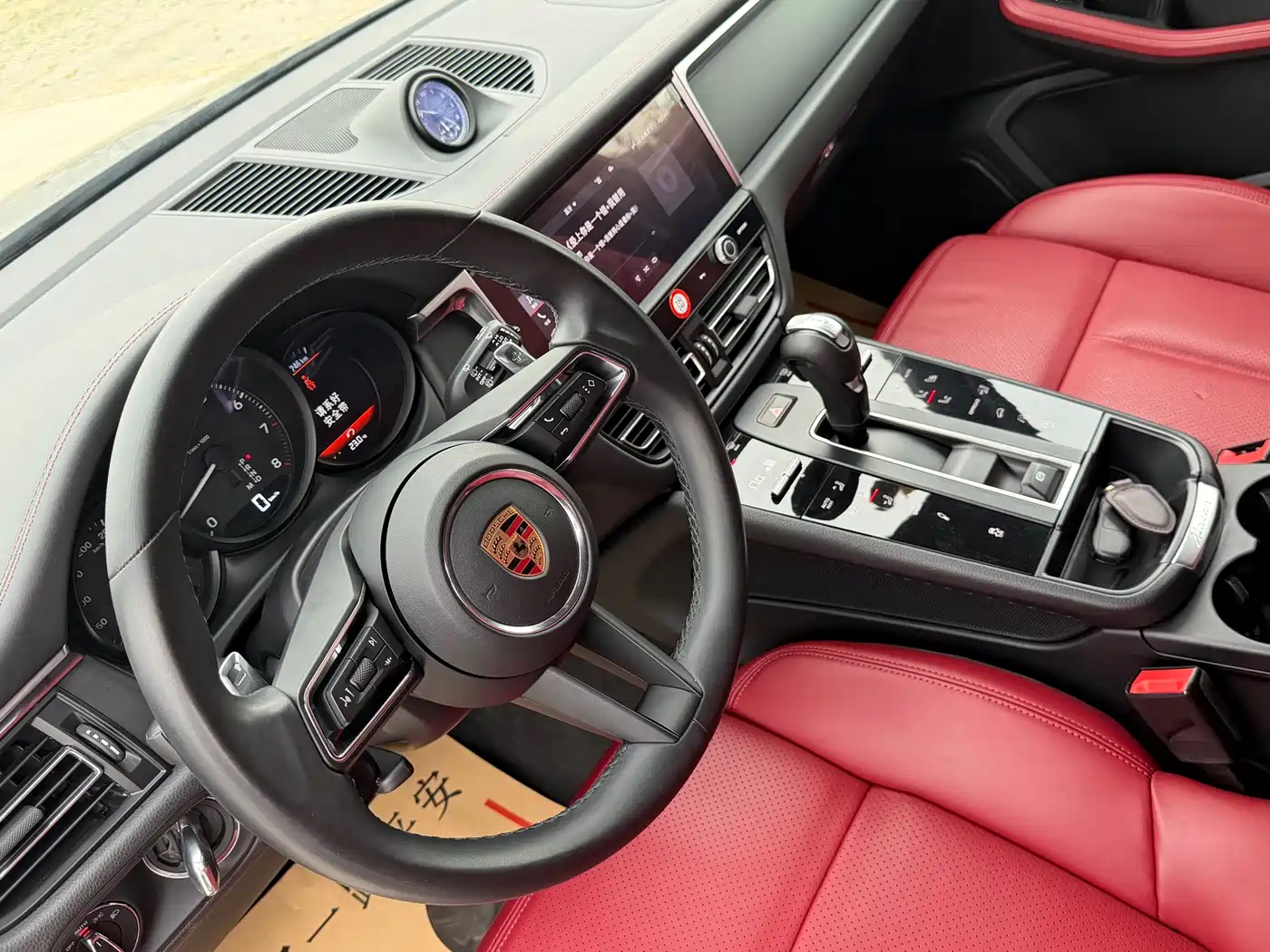 Porsche Macan 2024 Macan 2.0T фото 13